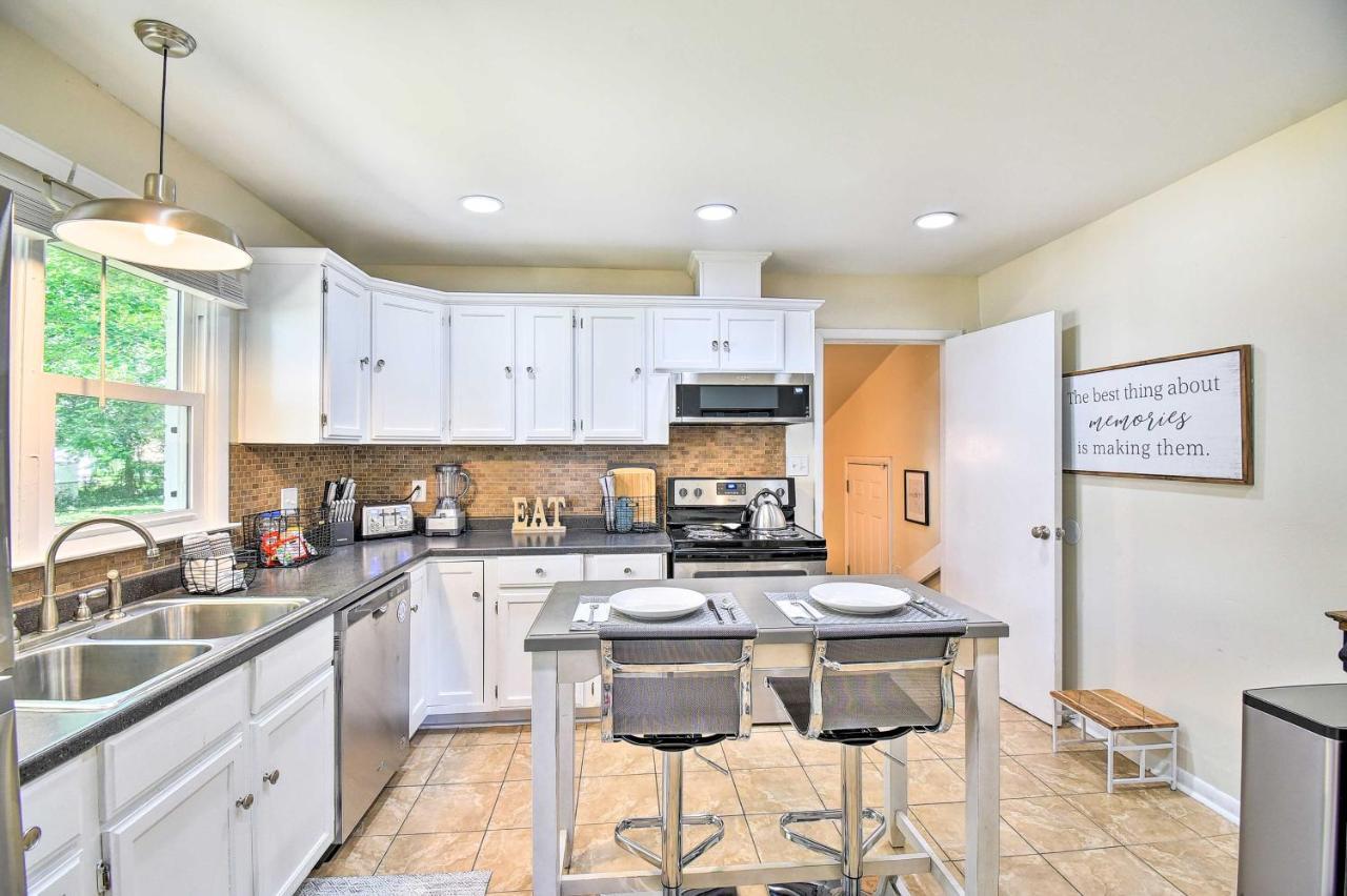 Charming Hampton Home With Yard 2 Mi To Beach! Exteriör bild